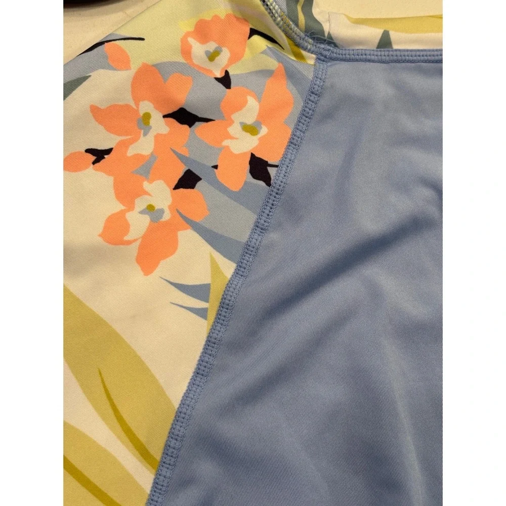 Hurley XXL Rash Guard Women Blue Floral Long Sleeve UPF 50+ Swim Top